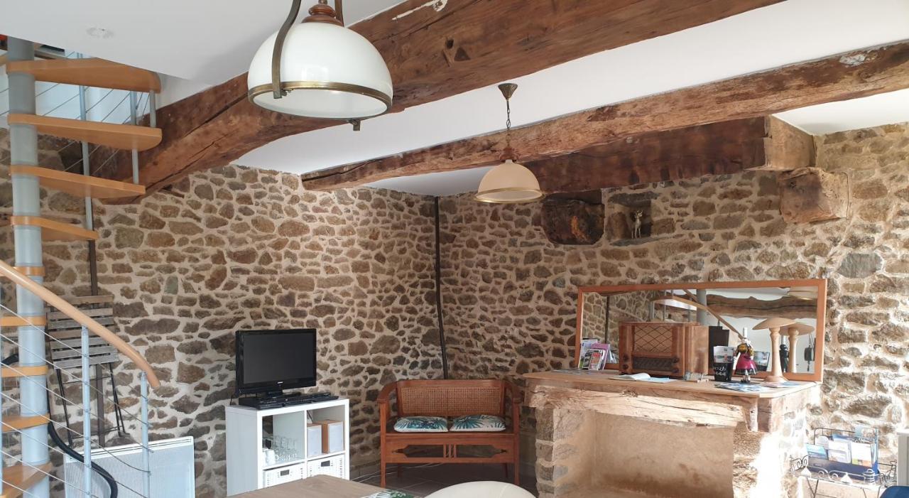 Gîte Le Valet, T2 classé 3 étoiles, entre Rennes et Saint-Malo La Chapelle-aux-Filzméens Exterior foto